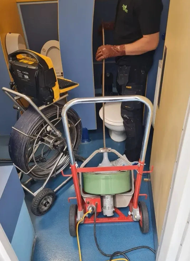 singinginthedrains-cctv-004