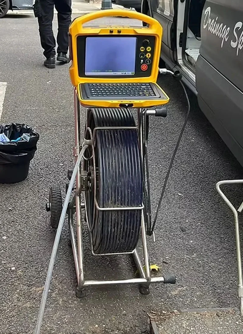 singinginthedrains-cctv-027