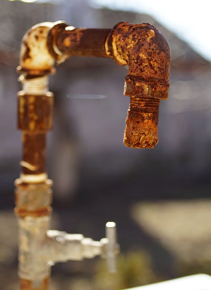 singinginthedrains-drain-descailing-002