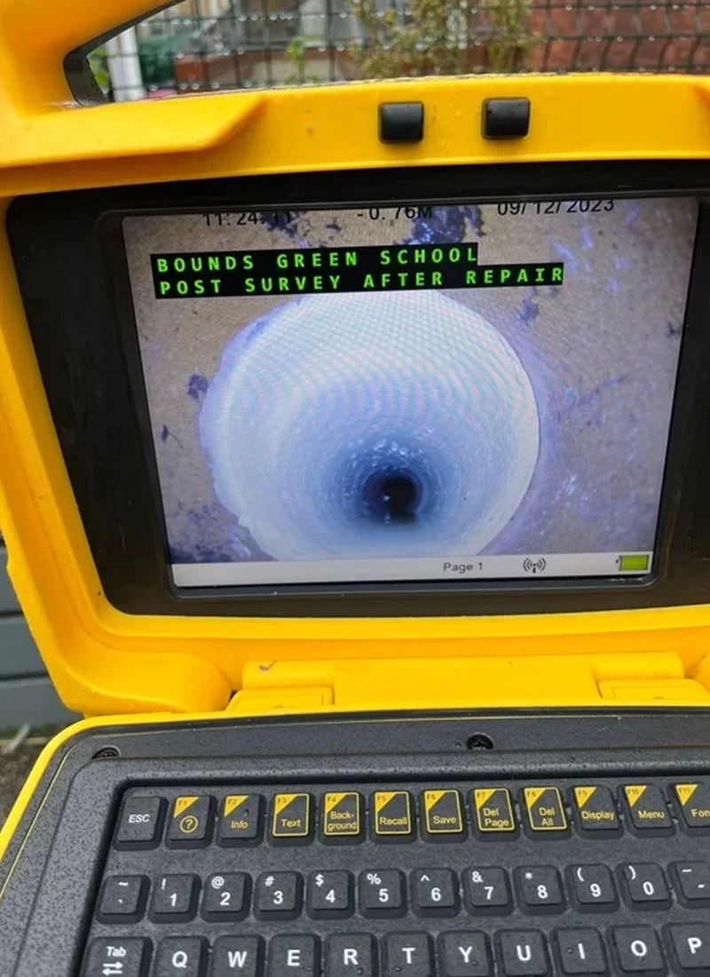 singinginthedrains-no-dig-patch-lining-repair-005